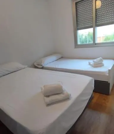 De 2 Junto Al Hospital Apartment